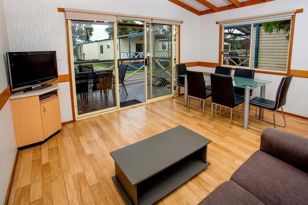 Discovery Parks - Geelong Room photo